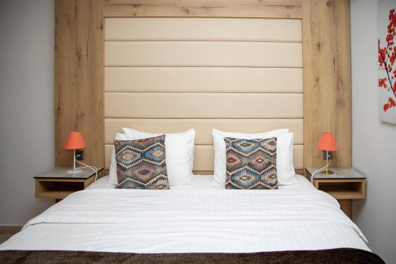 Seven Heaven Premium Suites Салоники Экстерьер фото