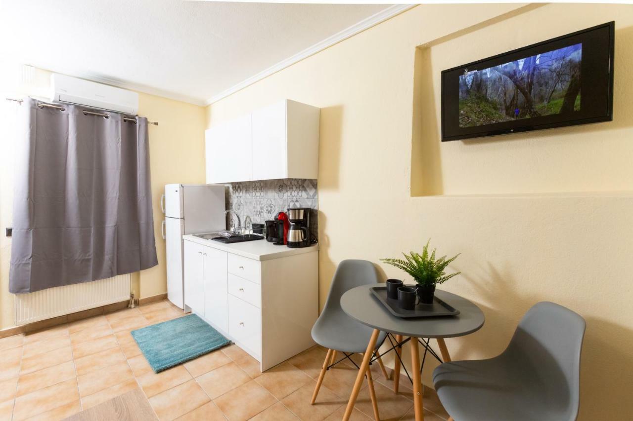 Seven Heaven Premium Suites Салоники Экстерьер фото