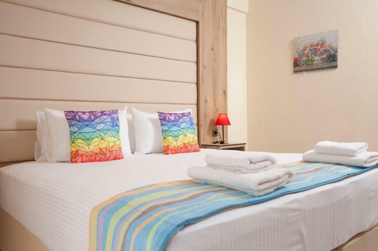 Seven Heaven Premium Suites Салоники Экстерьер фото